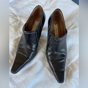 Donald J Pliner black leather booties size 8